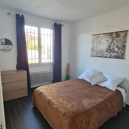 Les Lilas Marignane Extérieur photo